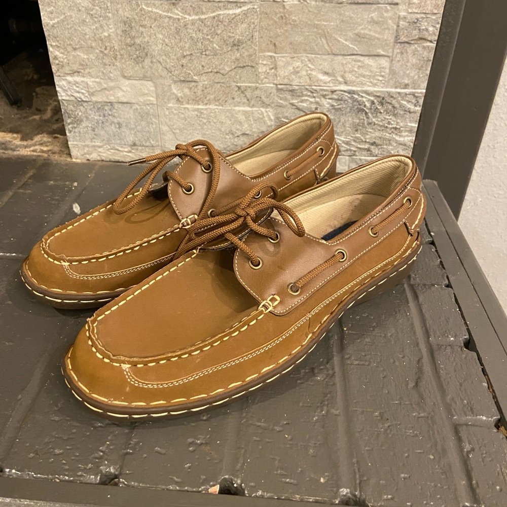 Mens Nunn Bush shoes, like new, size 11M